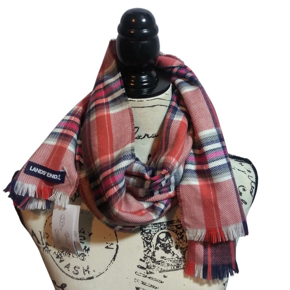 Lands' End Women's Coral Pink Plaid Scarf Soft Fringe